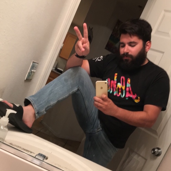 Meet your Posher, Vincent - Picture 1 of 1